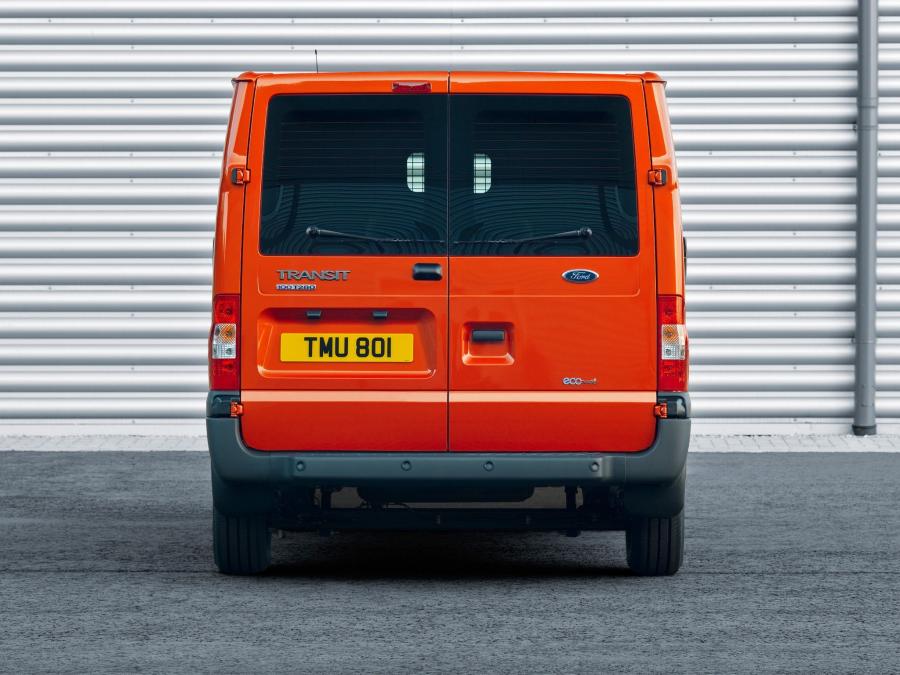  Ford Transit SWB Van 2011 года  (фото 2 из 9)